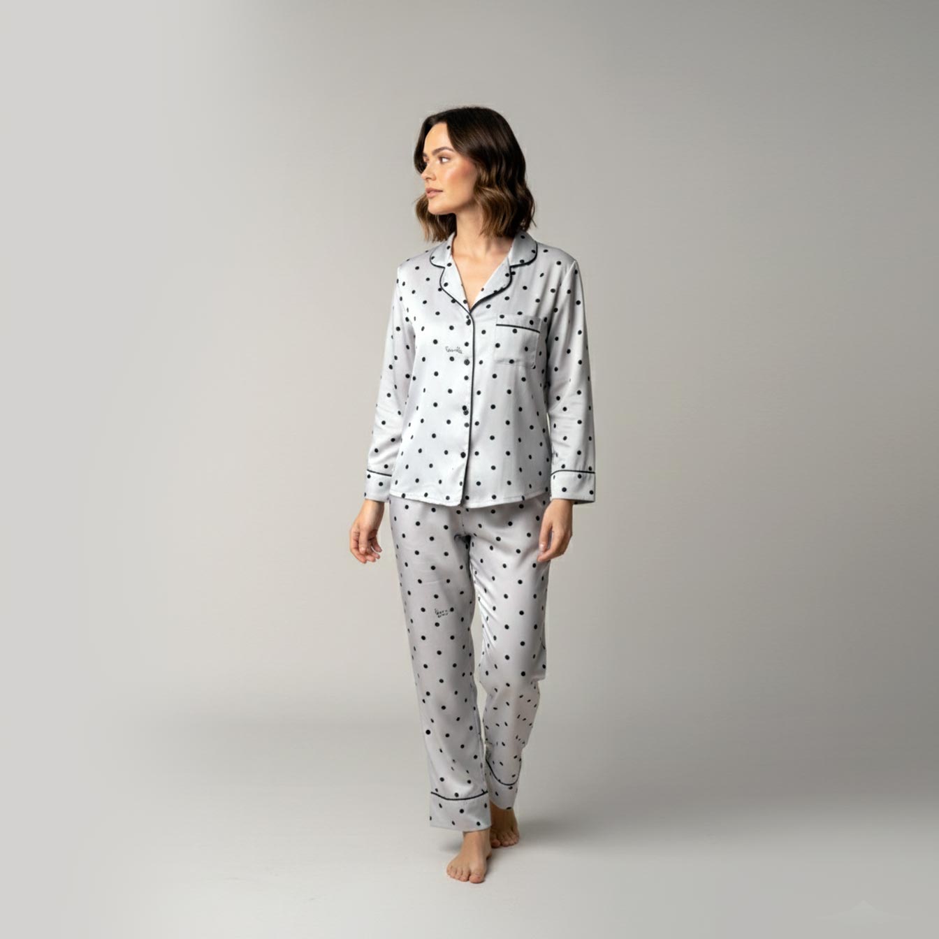 Pijama Longo Paris | Petit Poá Branco + Preto