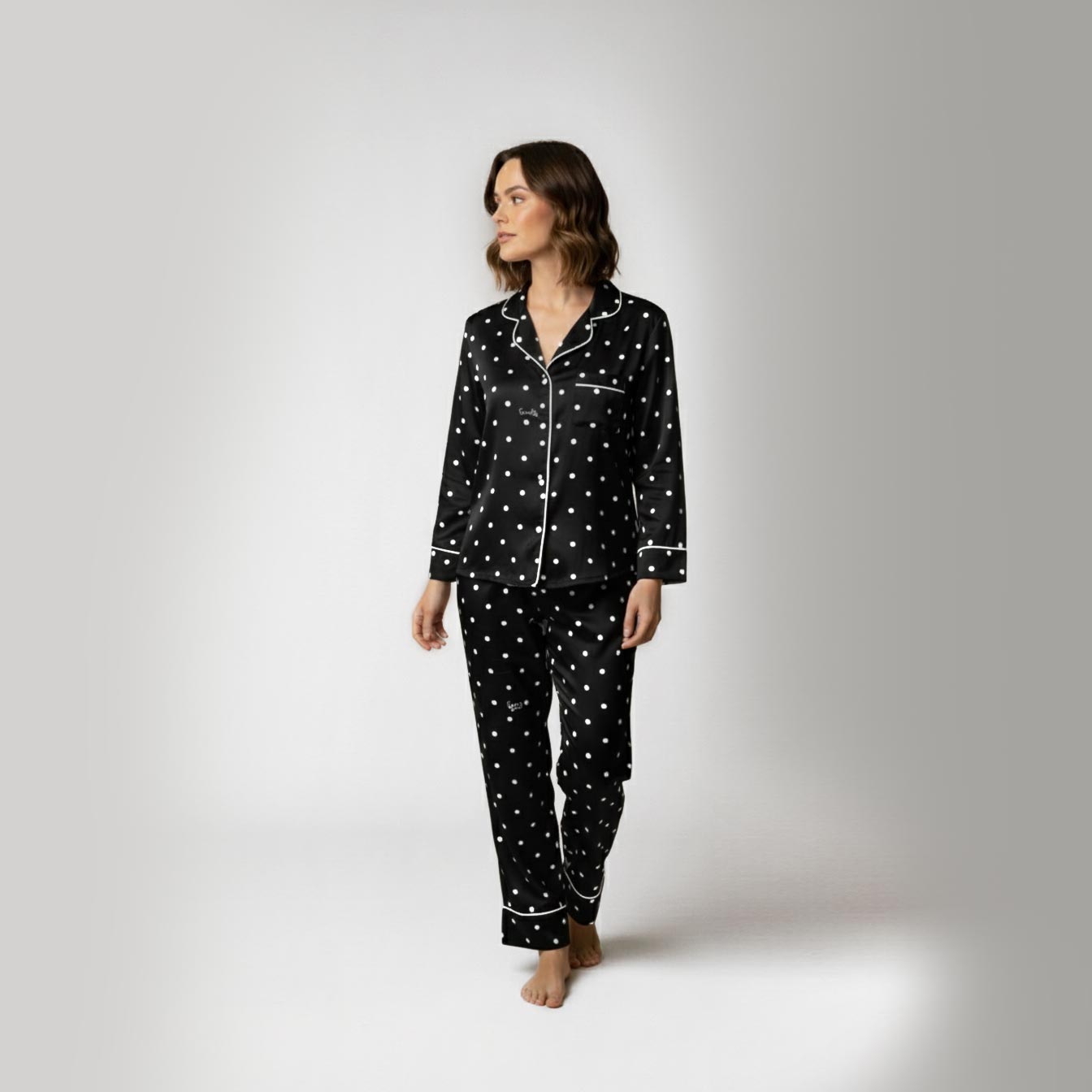 Pijama Longo Paris | Petit Poá Preto + Branco